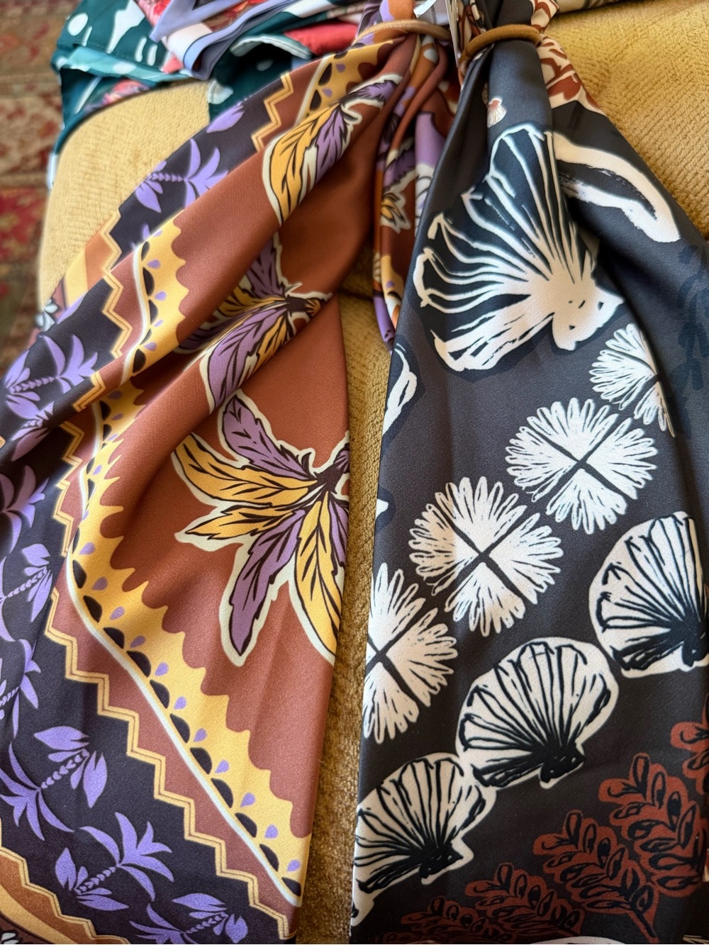 Anthropologie Scarves PAIR Botanical Palms Black Purple Copper 27” SQUARE NEW - Picture 6 of 6